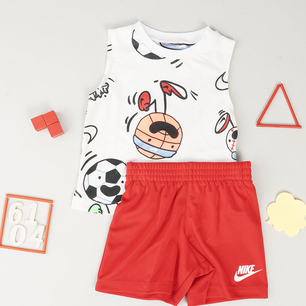 
                  
                    NIKE BIG LOGO
                  
                