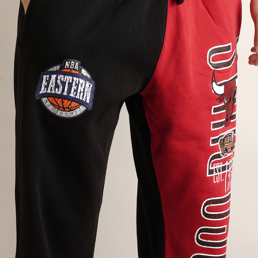 
                  
                    MITCHELL & NESS CHICAGO 23
                  
                
