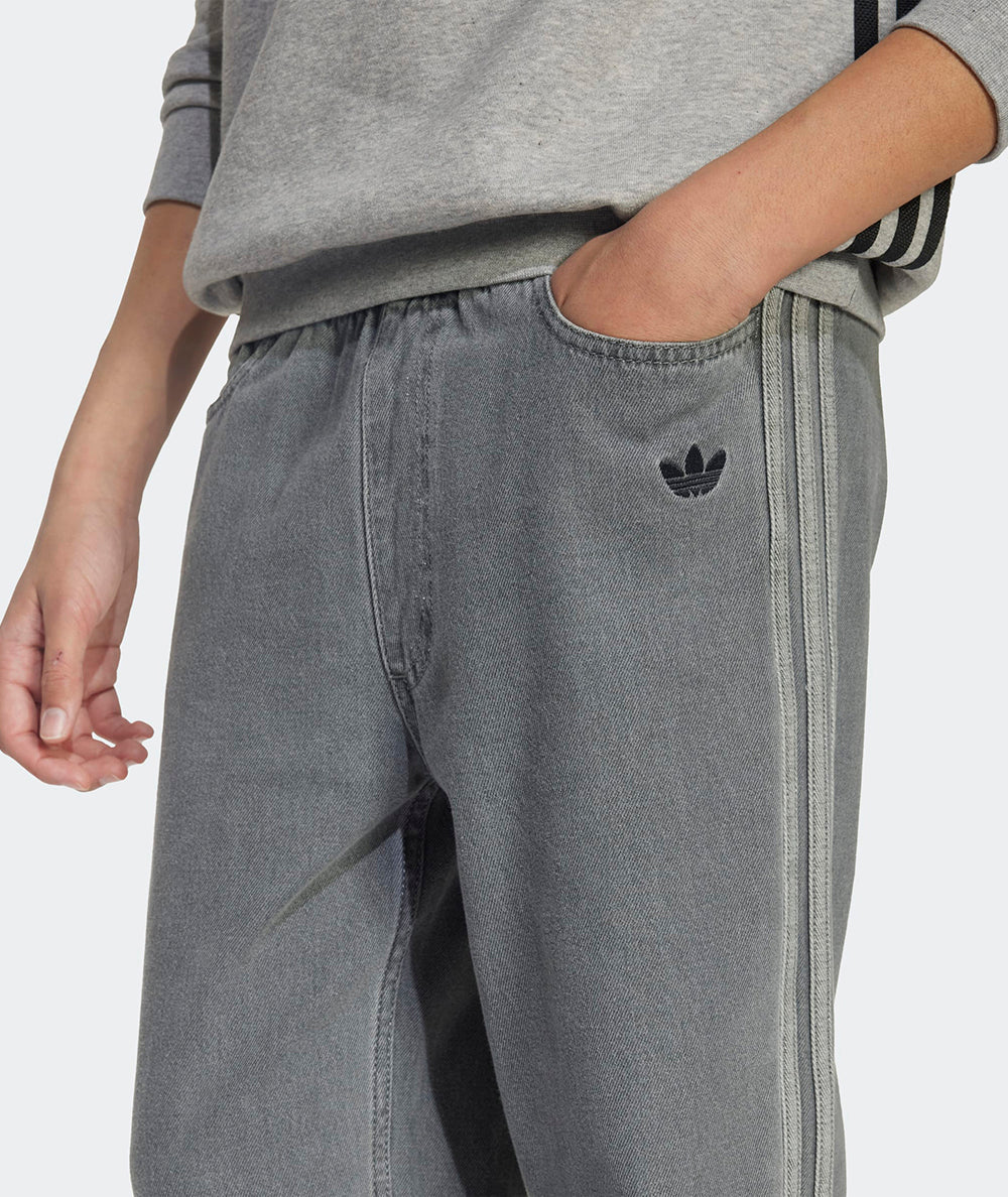 
                  
                    ADIDAS DENIM
                  
                