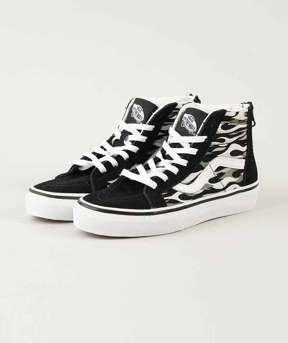 
                  
                    VANS SK8-HI
                  
                