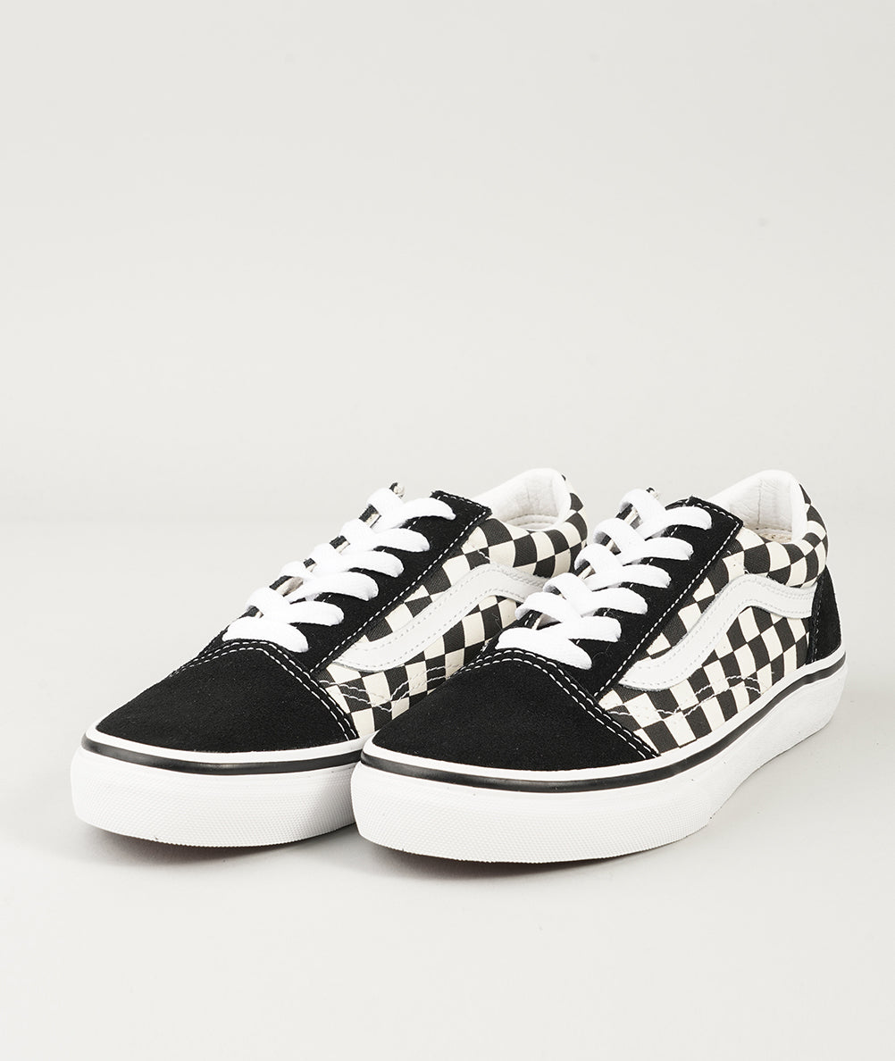 
                  
                    VANS OLD SKOOL
                  
                