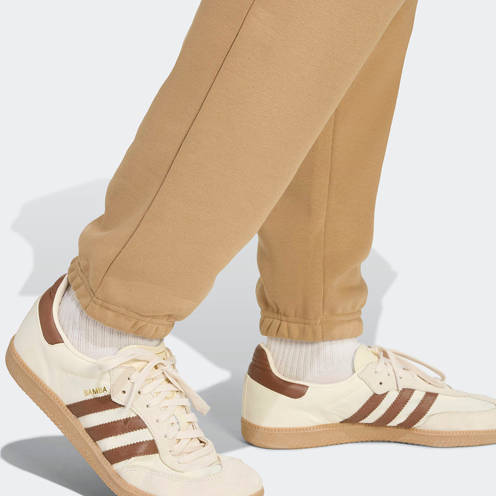
                  
                    ADIDAS TREFOIL
                  
                