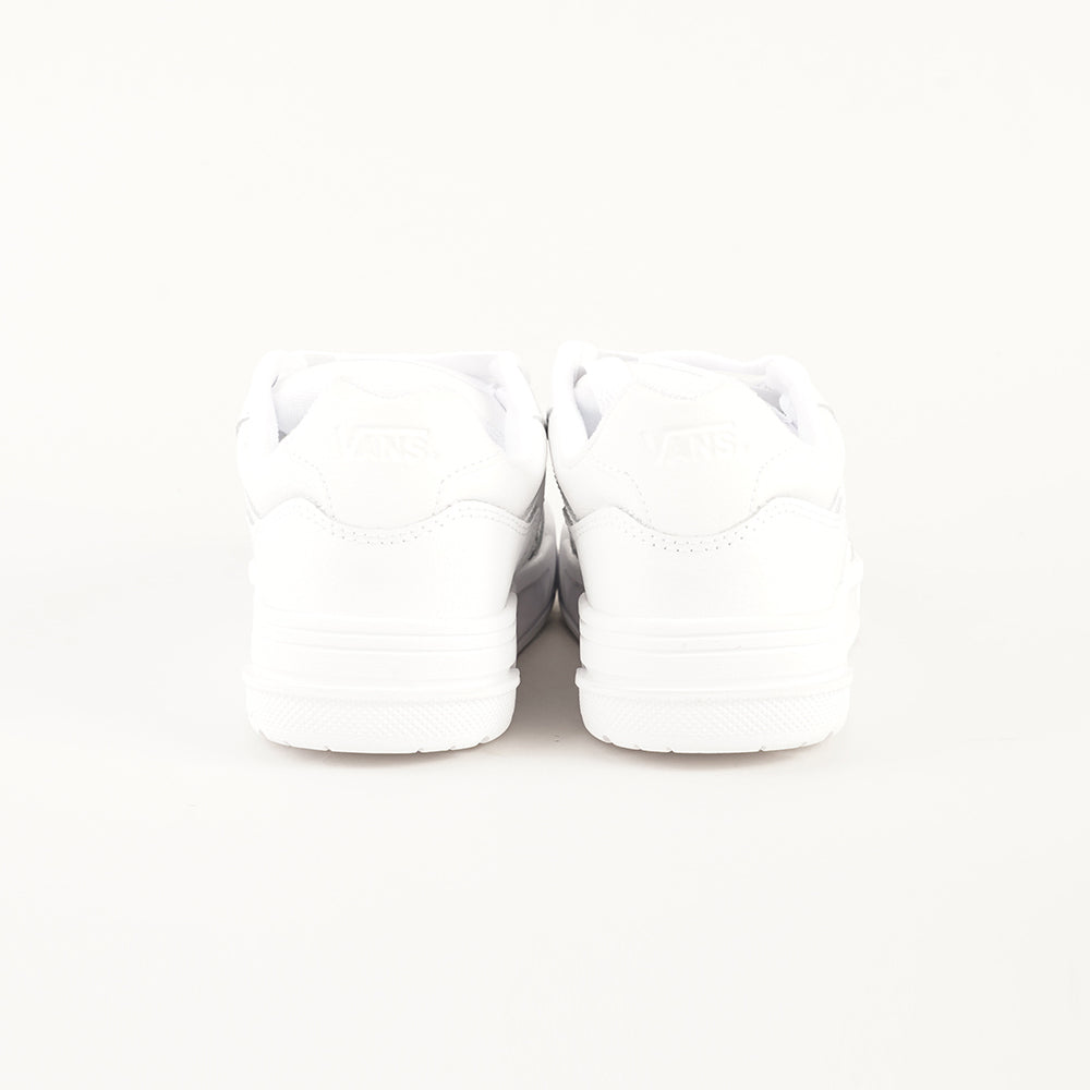 
                  
                    VANS UPLAND
                  
                