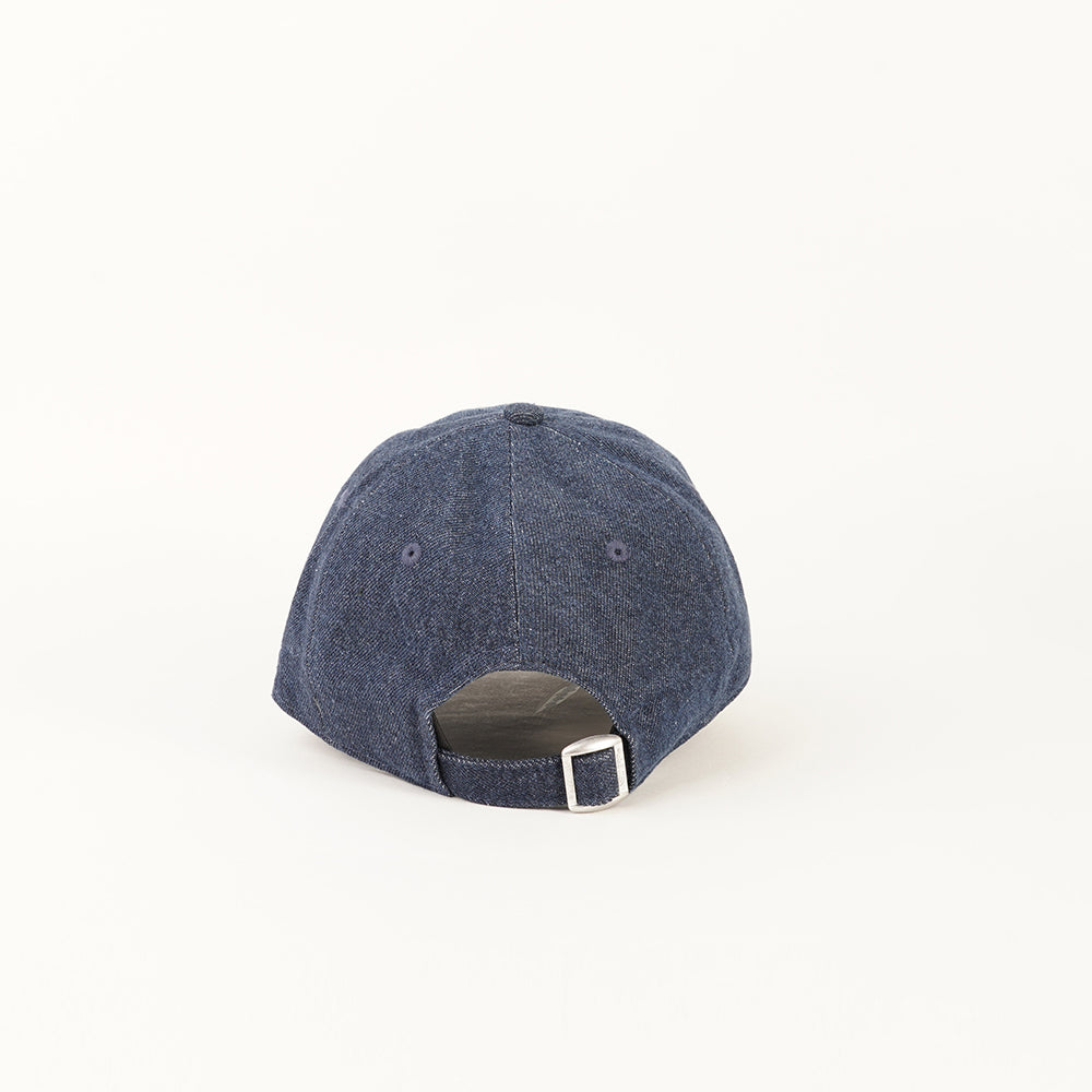 
                  
                    NEW ERA ACCESSORI
                  
                