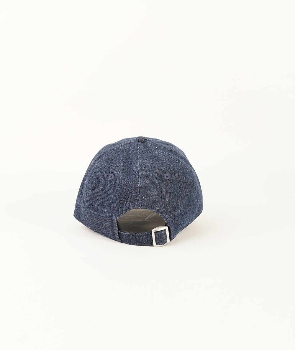 
                  
                    NEW ERA ACCESSORI
                  
                