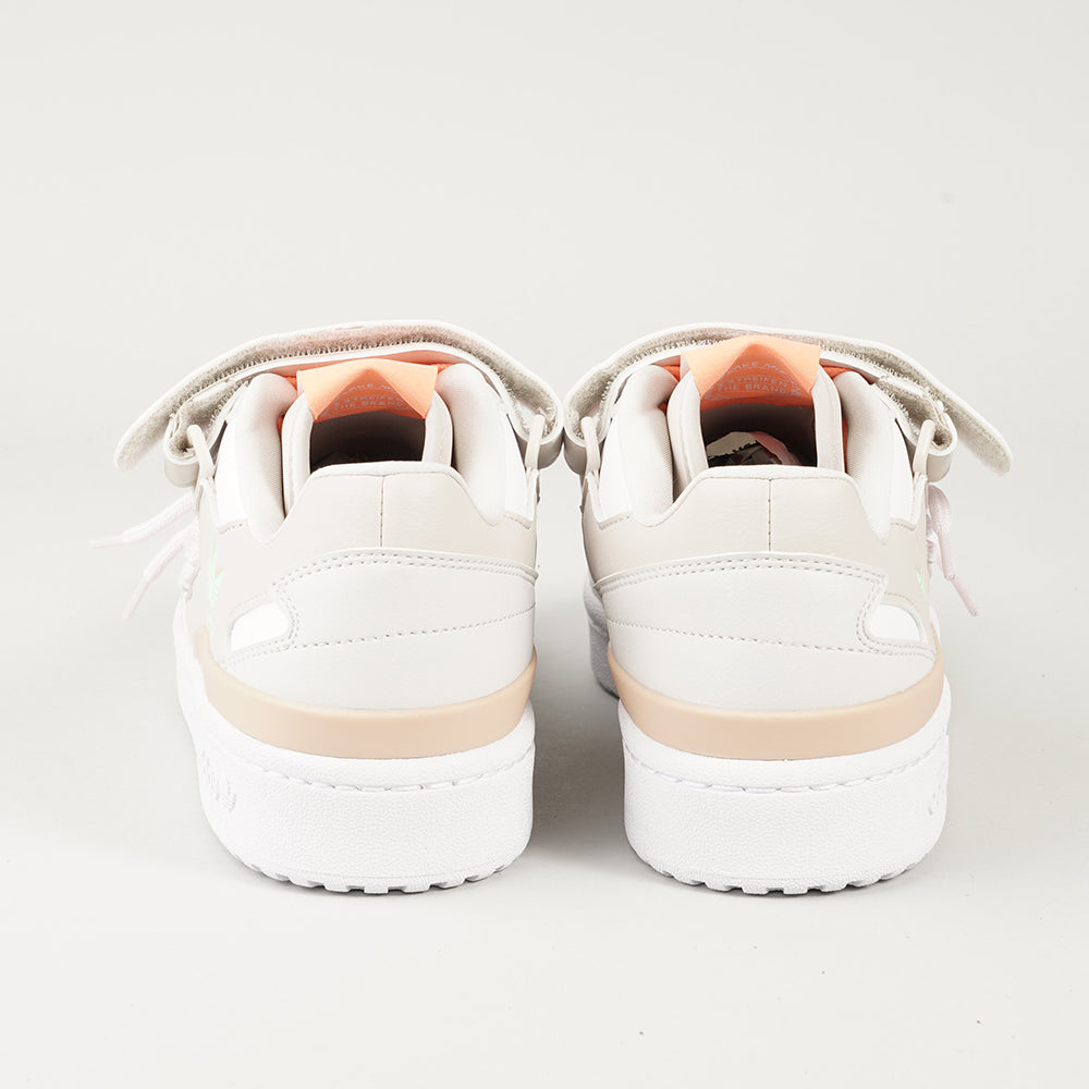 
                  
                    ADIDAS FORUM LOW
                  
                