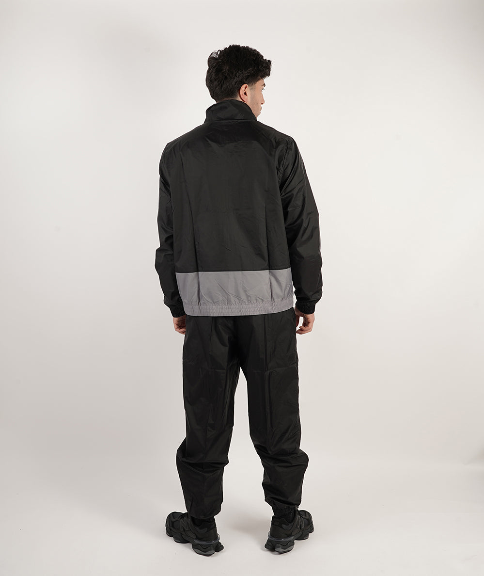 
                  
                    NIKE NIKE CLUB
                  
                