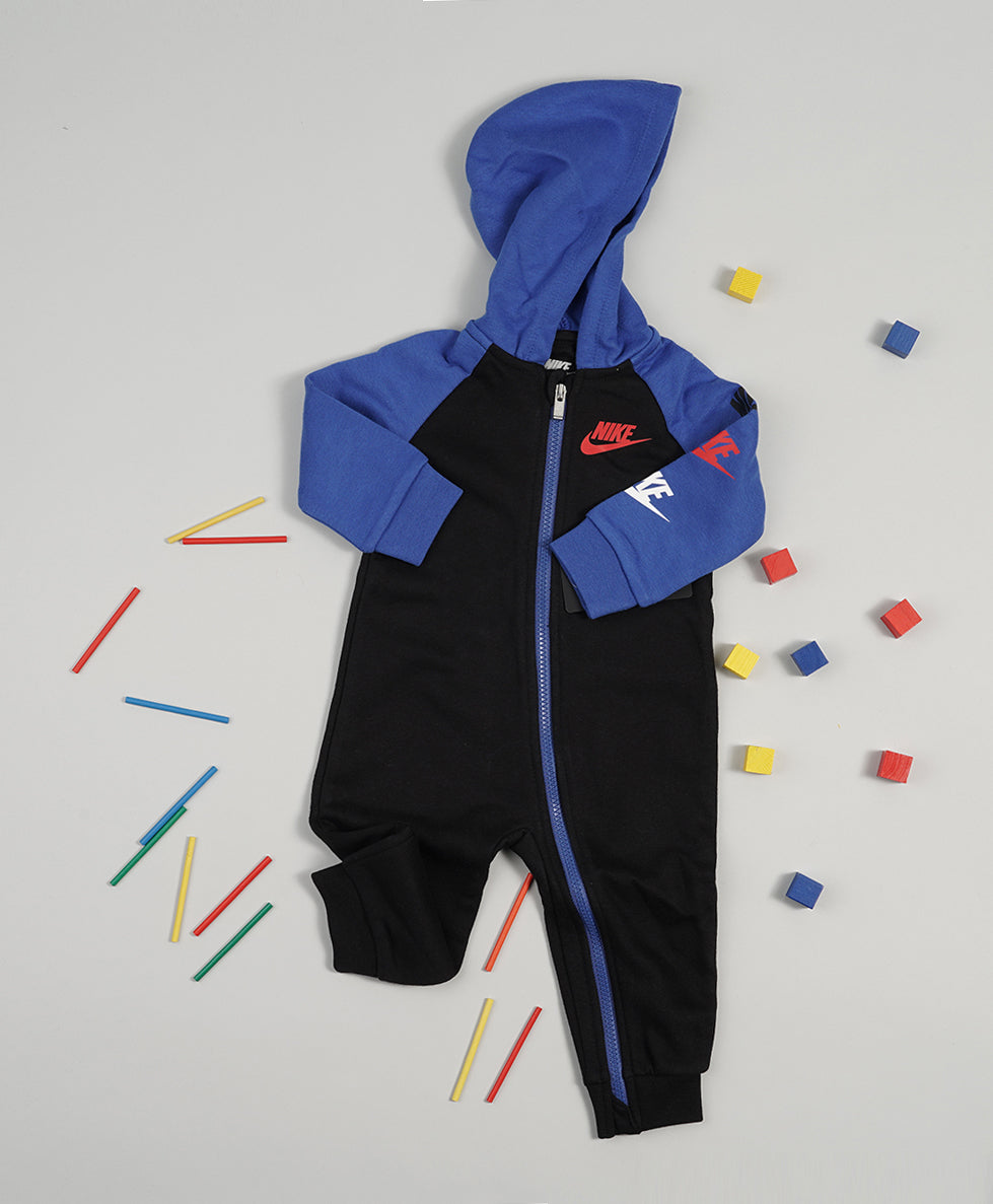 
                  
                    NIKE JUMPSUIT
                  
                