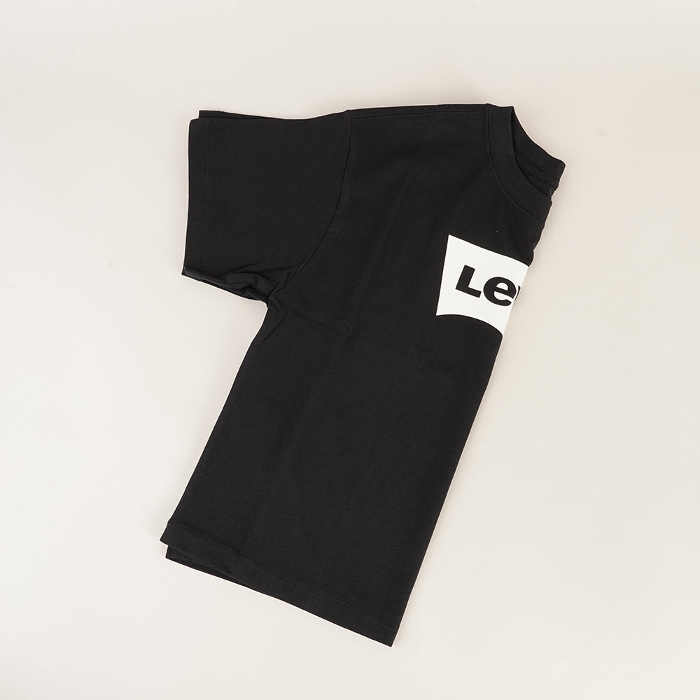 
                  
                    LEVI'S T-SHIRTS
                  
                